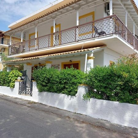 Harry'S Studios Agios Georgios  Luaran gambar